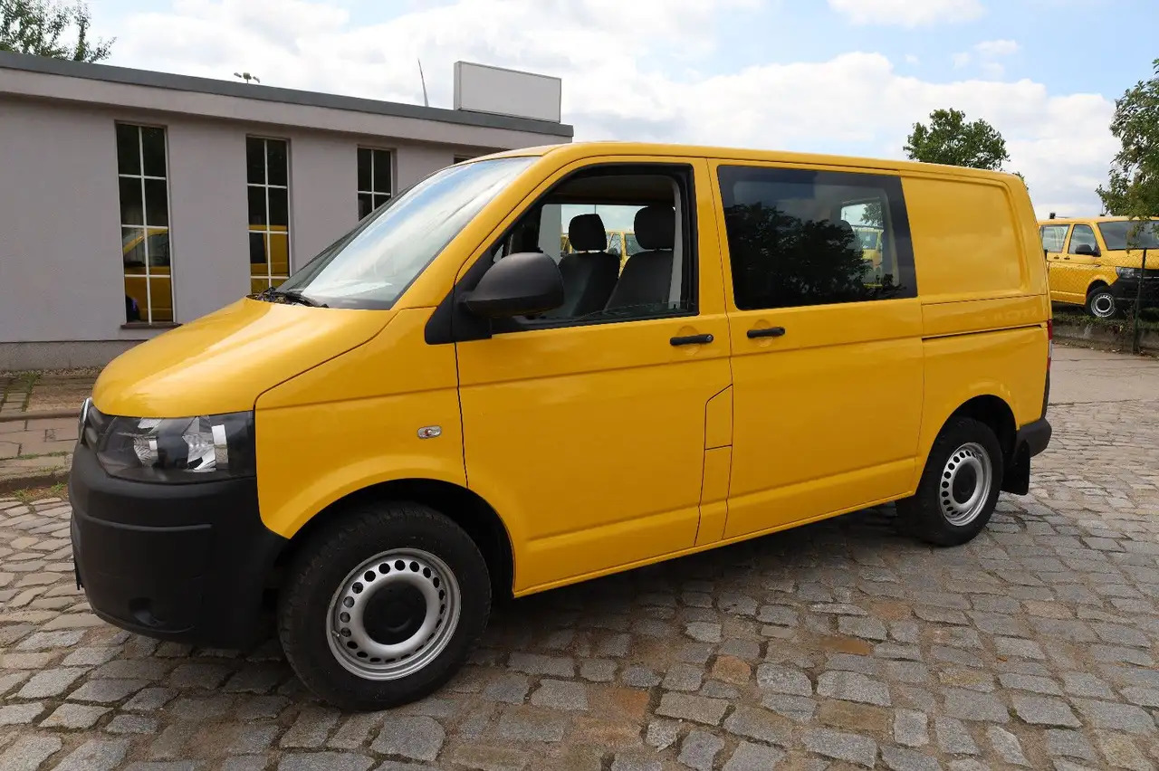 Volkswagen T5 Transporter Kasten-Kombi 2.0 TDI/EU5/5-Sitze - Automobil: Foto 3 Volkswagen T5 Transporter Kasten-Kombi 2.0 TDI/EU5/5-Sitze - Automobil: Foto 3