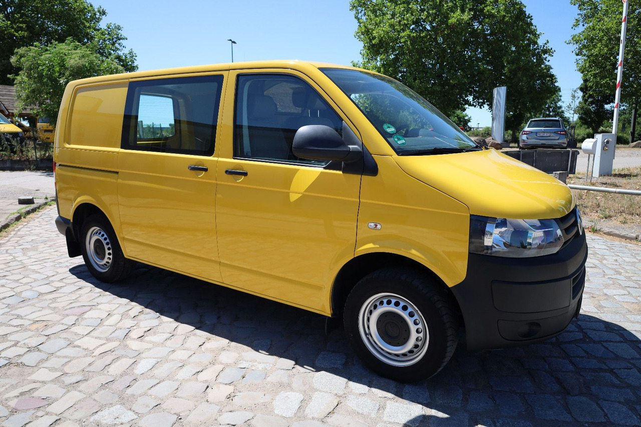 Volkswagen T5 Transporter Kasten-Kombi 2.0 TDI/EU5 - Transport persoane: Foto 1 Volkswagen T5 Transporter Kasten-Kombi 2.0 TDI/EU5 - Transport persoane: Foto 1