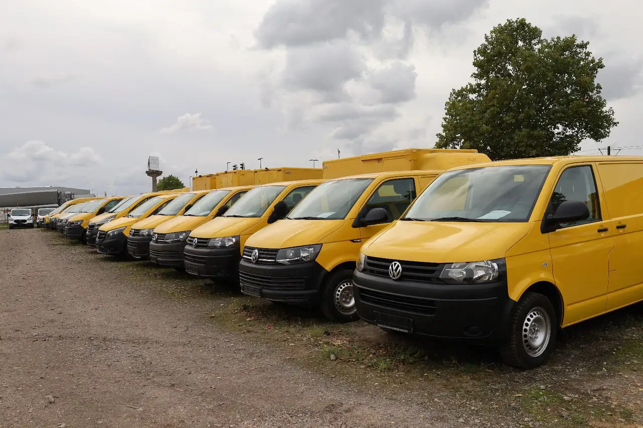 Volkswagen T5 Transporter Kasten-Kombi 2.0 TDI/EU5 - Automobil: Foto 1 Volkswagen T5 Transporter Kasten-Kombi 2.0 TDI/EU5 - Automobil: Foto 1
