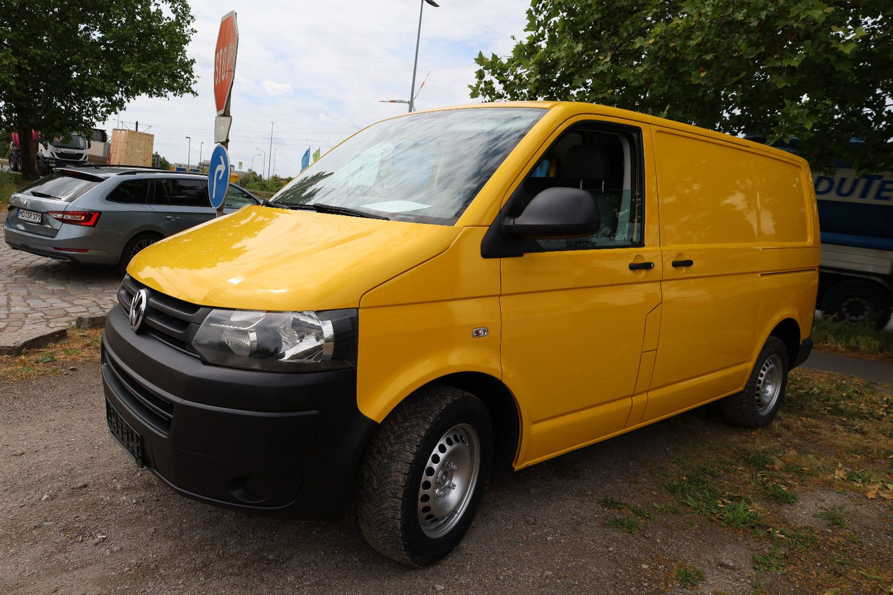 Volkswagen T5 Transporter Kasten-Kombi 2.0 TDI/EU5 - Autoutilitară compactă: Foto 2 Volkswagen T5 Transporter Kasten-Kombi 2.0 TDI/EU5 - Autoutilitară compactă: Foto 2