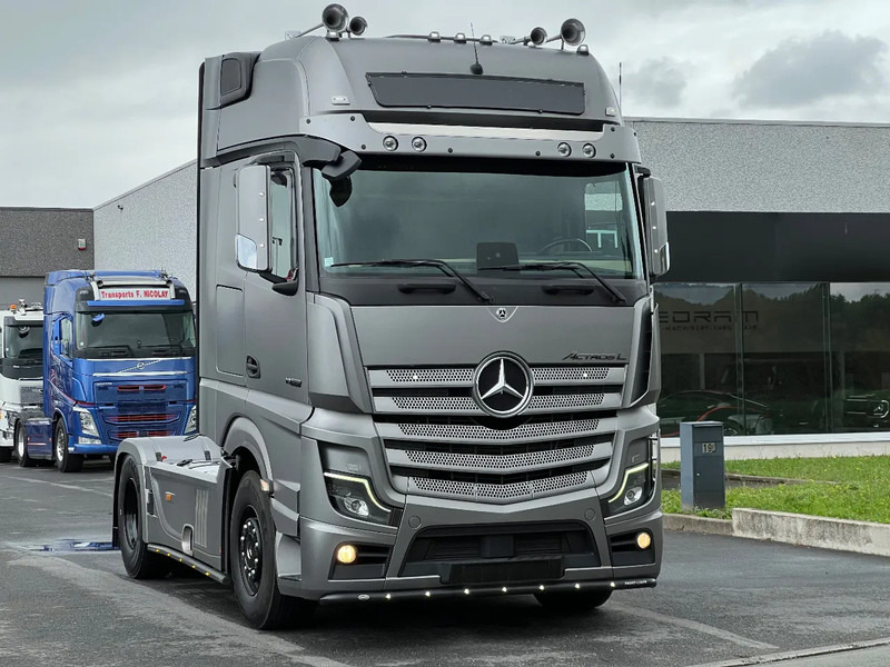 Mercedes-Benz Actros 1863 GIGASPACE*ACTROS L 1863*Full OPTIONS* - Cap tractor: Foto 2 Mercedes-Benz Actros 1863 GIGASPACE*ACTROS L 1863*Full OPTIONS* - Cap tractor: Foto 2