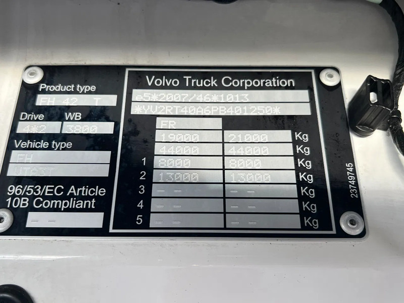Volvo FH 500 XL CAB**FH 500 TURBO COMPOUND*Model 2023 - Cap tractor: Foto 5 Volvo FH 500 XL CAB**FH 500 TURBO COMPOUND*Model 2023 - Cap tractor: Foto 5
