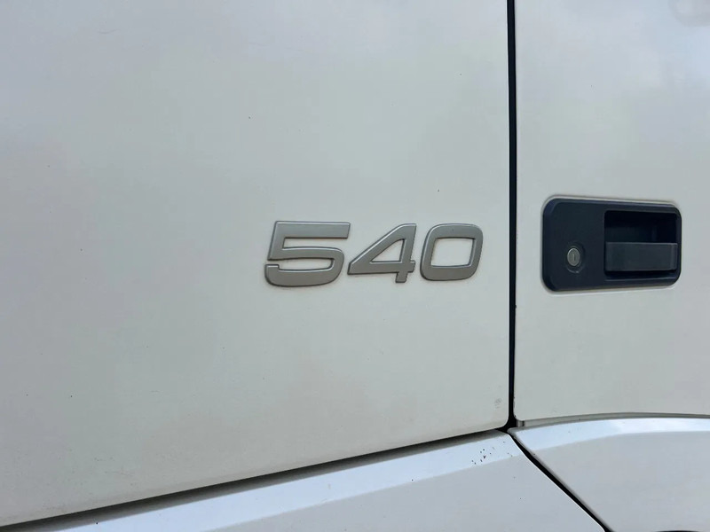 Volvo FH 540 6x2**VOITH RETARDER*FH 13 540**Euro5eev - Camion platformă: Foto 2 Volvo FH 540 6x2**VOITH RETARDER*FH 13 540**Euro5eev - Camion platformă: Foto 2