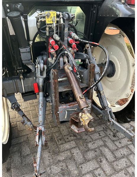 New Holland TN75S - Tractor agricol: Foto 5 New Holland TN75S - Tractor agricol: Foto 5