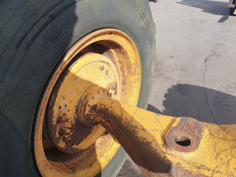 Vissers Mechanisatie As met banden - Punte şi piese pentru Camion: Foto 3 Vissers Mechanisatie As met banden - Punte şi piese pentru Camion: Foto 3