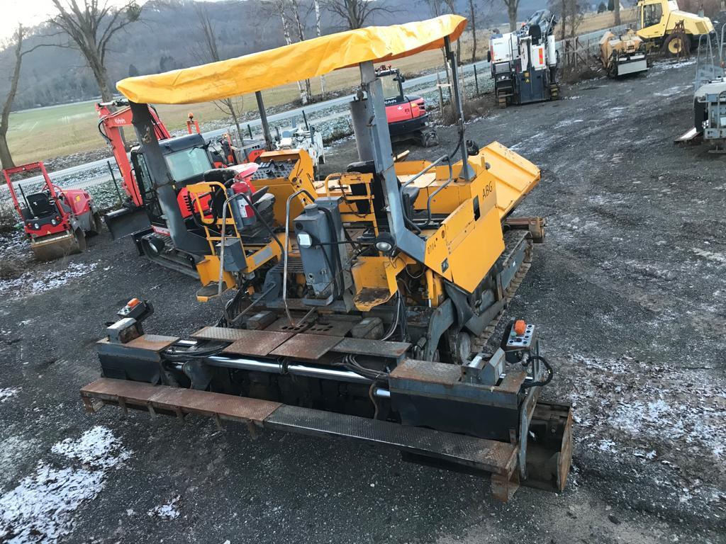 ABG TITAN 325 and runs and runs - Finisor de asfalt: Foto 2 ABG TITAN 325 and runs and runs - Finisor de asfalt: Foto 2