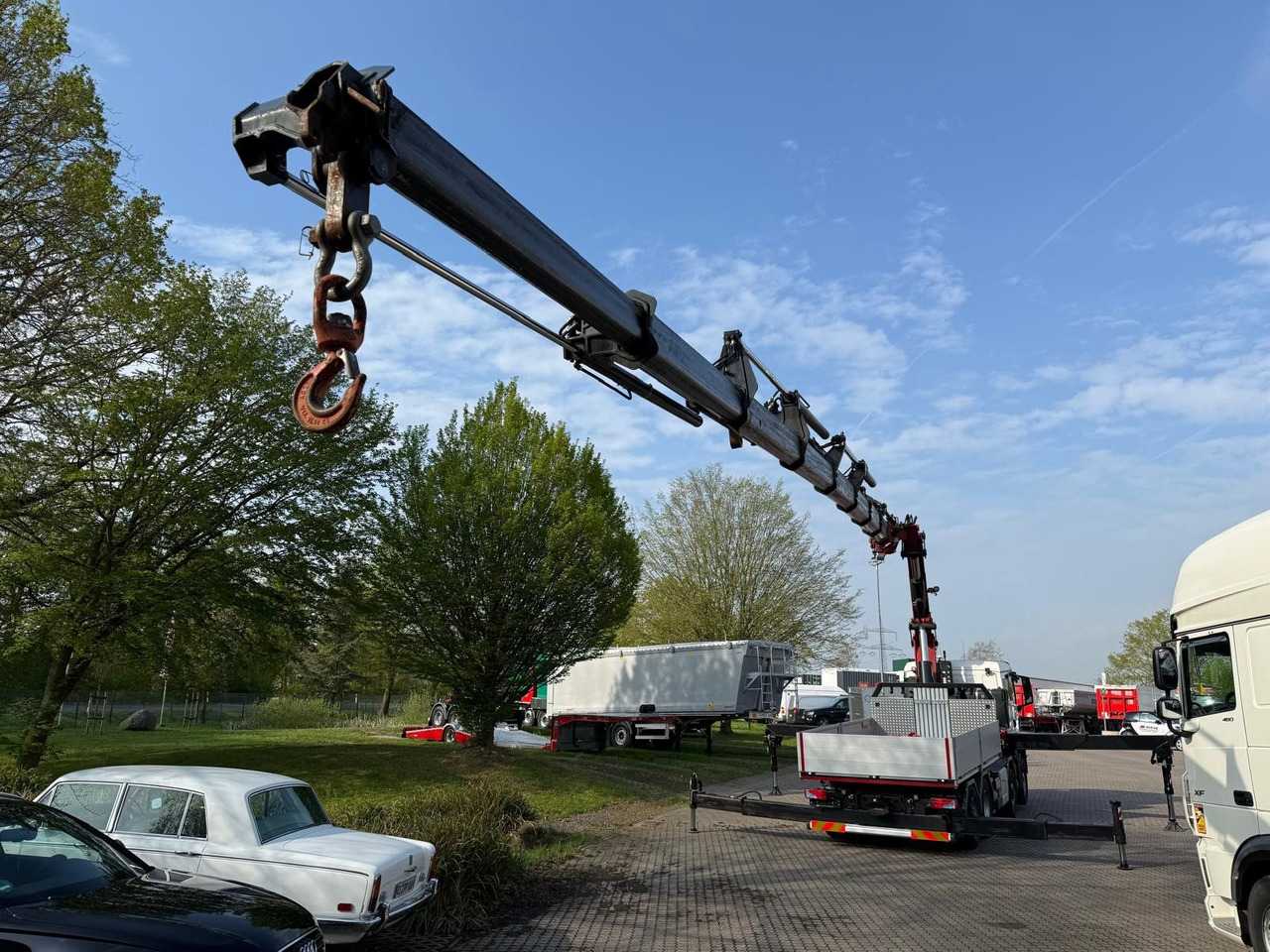 MAN 35.520 8x4 Fassi F800 RA2.28 OHNE ABSTÜTZÜBERWA. - Cap tractor: Foto 4 MAN 35.520 8x4 Fassi F800 RA2.28 OHNE ABSTÜTZÜBERWA. - Cap tractor: Foto 4