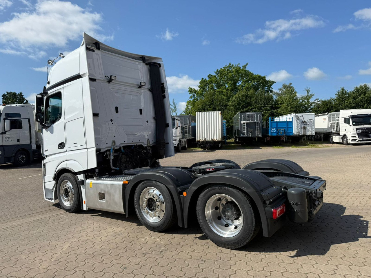 Mercedes-Benz Actros 2753 GigaSpace L 6x2 Lowliner TrendLine - Cap tractor: Foto 4 Mercedes-Benz Actros 2753 GigaSpace L 6x2 Lowliner TrendLine - Cap tractor: Foto 4