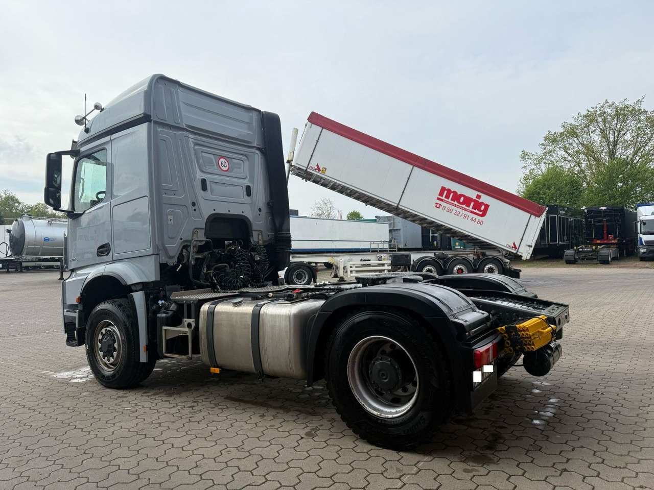 Mercedes-Benz Arocs 1848 4x4 HAD Allrad mit Hydraulik LOF - Cap tractor: Foto 5 Mercedes-Benz Arocs 1848 4x4 HAD Allrad mit Hydraulik LOF - Cap tractor: Foto 5