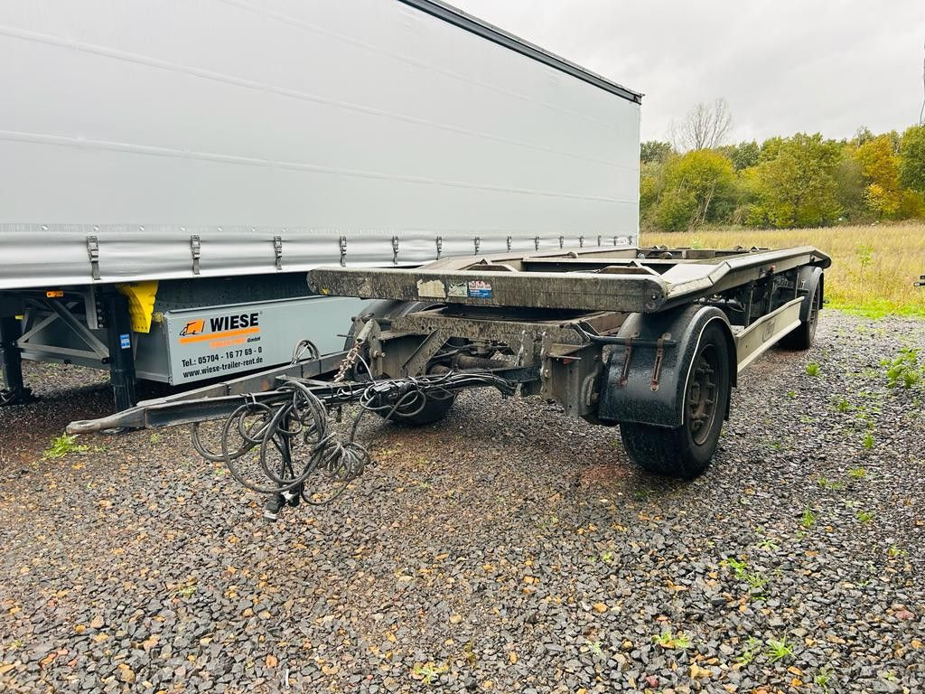 Fliegl ZPS 180 Abrollanhänger, Außenrollen - Remorcă abroll/ Skiploader: Foto 4 Fliegl ZPS 180 Abrollanhänger, Außenrollen - Remorcă abroll/ Skiploader: Foto 4