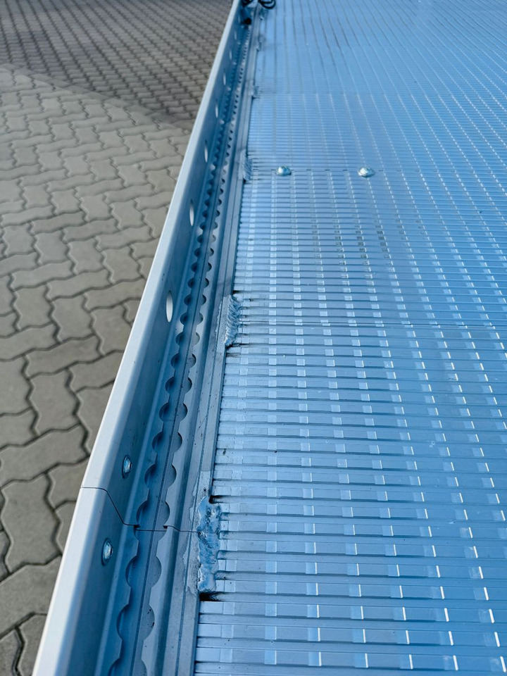 Maşină de tractare Iveco 70C18HA, Maschinen & Arbeitsbühnentrans. 2940kg!: Foto 10 Maşină de tractare Iveco 70C18HA, Maschinen & Arbeitsbühnentrans. 2940kg!: Foto 10