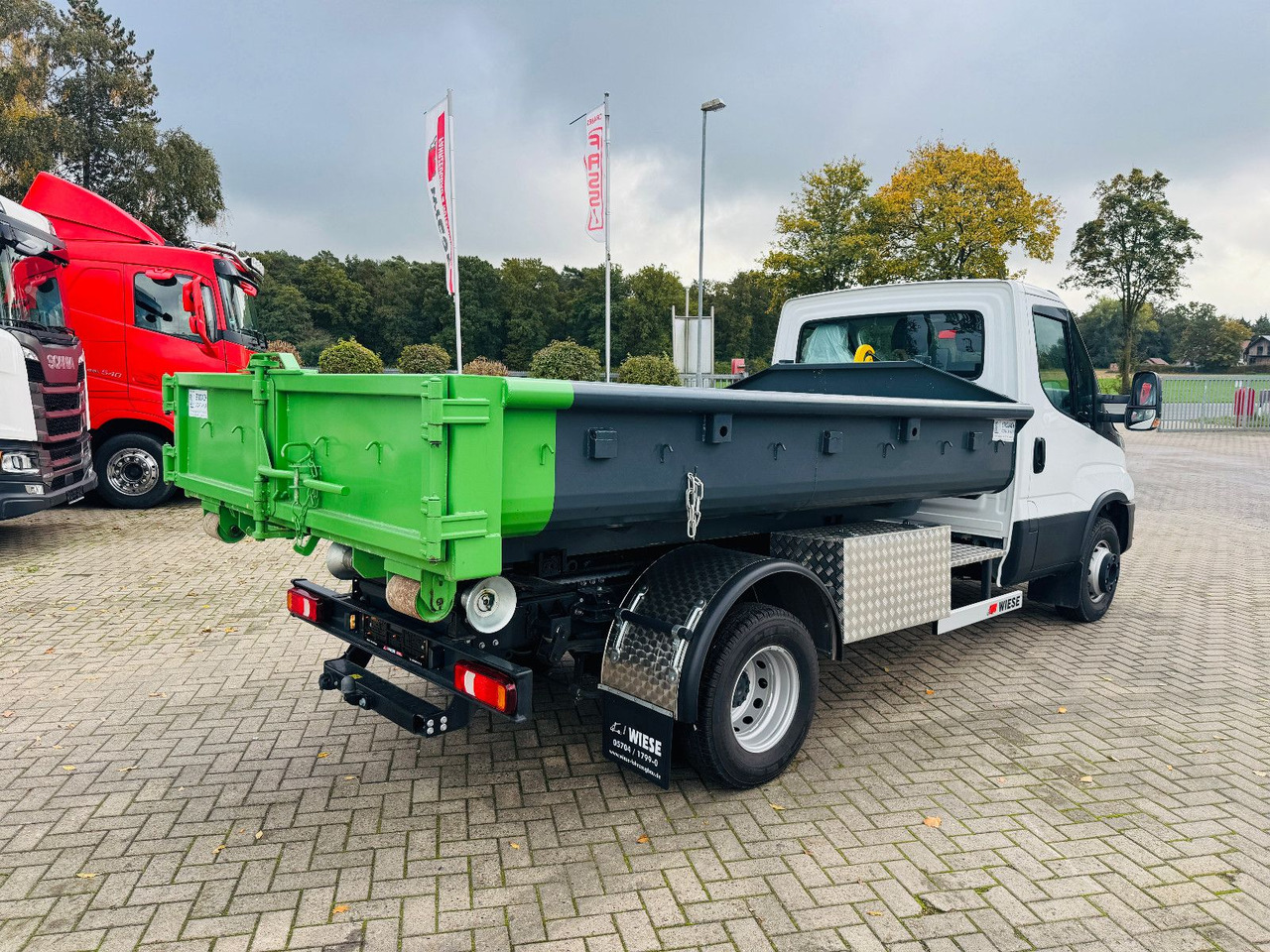 Iveco Daily 70C18H Hyva Abrollkipper - Camion cu cârlig: Foto 3 Iveco Daily 70C18H Hyva Abrollkipper - Camion cu cârlig: Foto 3