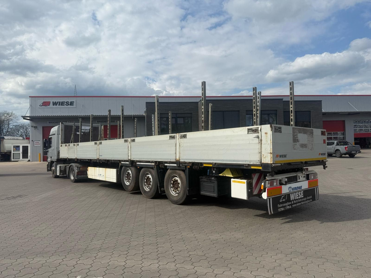 Krone Stahlmattenauflieger mit Bordwände - TÜV Neu - Semiremorcă platformă: Foto 1 Krone Stahlmattenauflieger mit Bordwände - TÜV Neu - Semiremorcă platformă: Foto 1