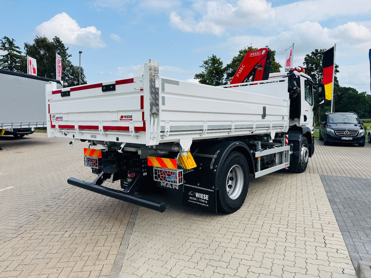 MAN 18.320 4x2 mit Fassi Ladekran Sofort Verfügbar - Camion basculantă, Camion cu macara: Foto 5 MAN 18.320 4x2 mit Fassi Ladekran Sofort Verfügbar - Camion basculantă, Camion cu macara: Foto 5