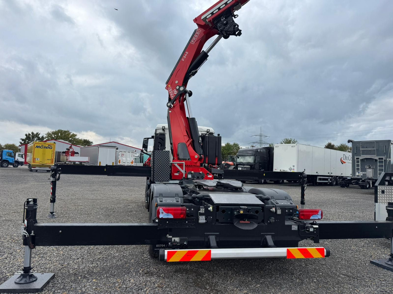 MAN 26.470 6x4-4 Hydrodrive Fassi Kran F545 Jib - Camion cu macara: Foto 3 MAN 26.470 6x4-4 Hydrodrive Fassi Kran F545 Jib - Camion cu macara: Foto 3