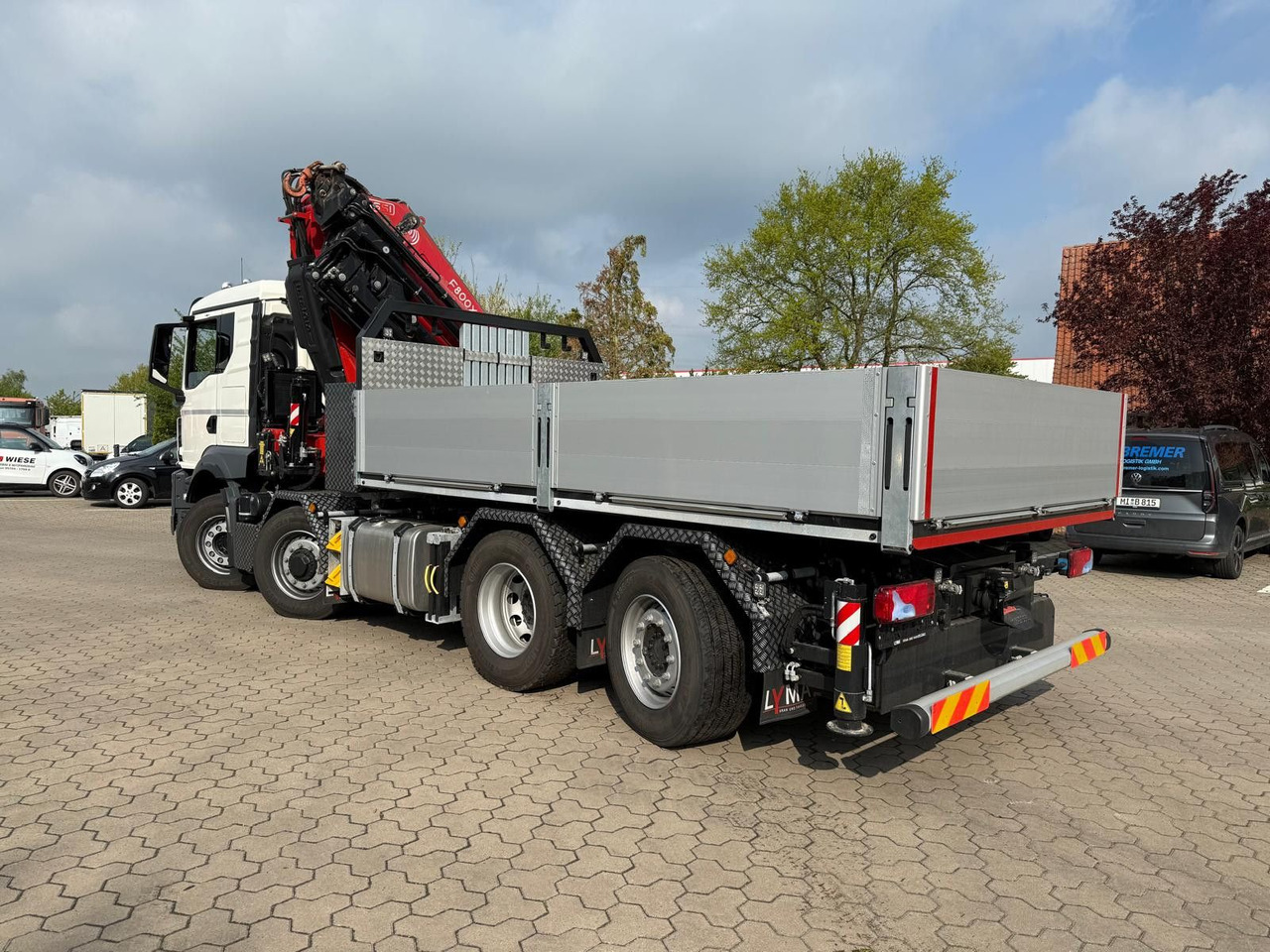MAN 35.520 8x4 Kran Fassi F800, OHNE ABSTÜTZÜBERWACH - Camion platformă, Camion cu macara: Foto 1 MAN 35.520 8x4 Kran Fassi F800, OHNE ABSTÜTZÜBERWACH - Camion platformă, Camion cu macara: Foto 1