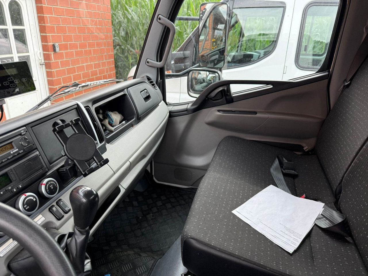 Mitsubishi Fuso Canter 7C18 Arbeitsbühnentransporter - Maşină de tractare: Foto 3 Mitsubishi Fuso Canter 7C18 Arbeitsbühnentransporter - Maşină de tractare: Foto 3