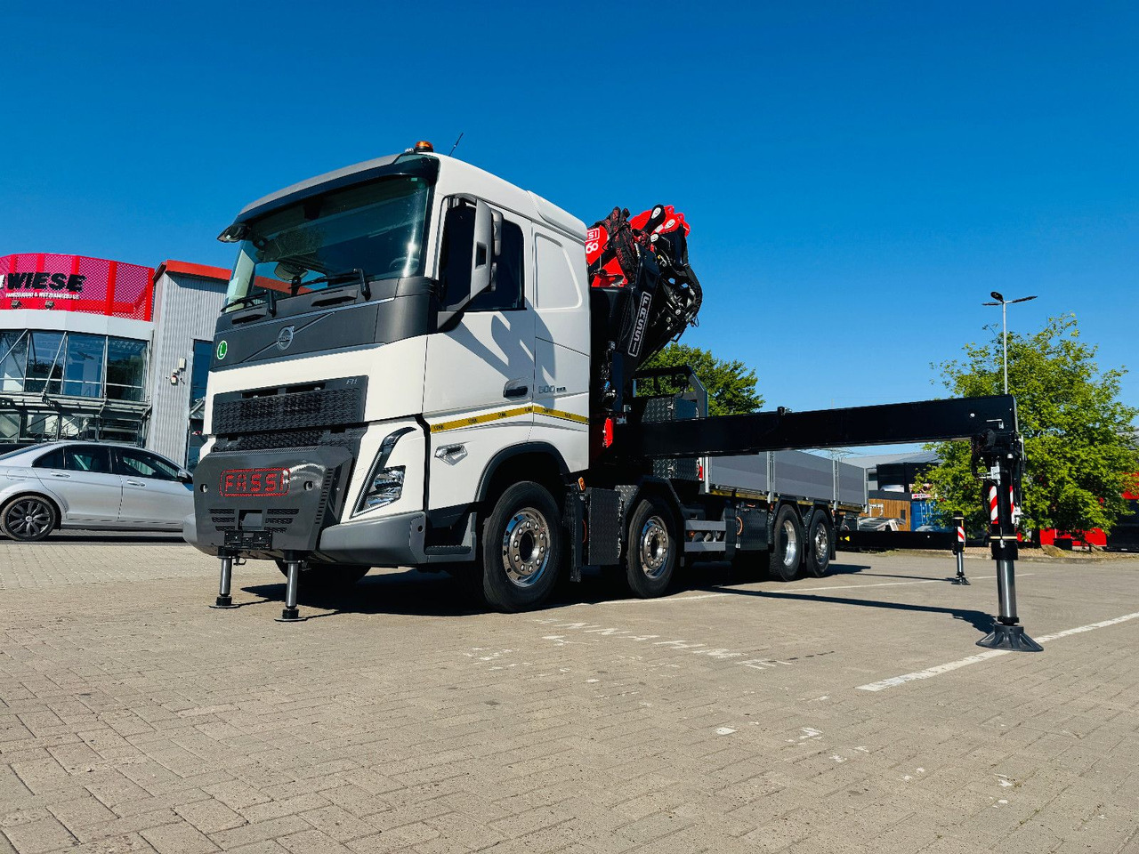 Camion cu macara Volvo FH 500 8x2 mit F710RA.2.27 L426 und V20 Winde: Foto 14