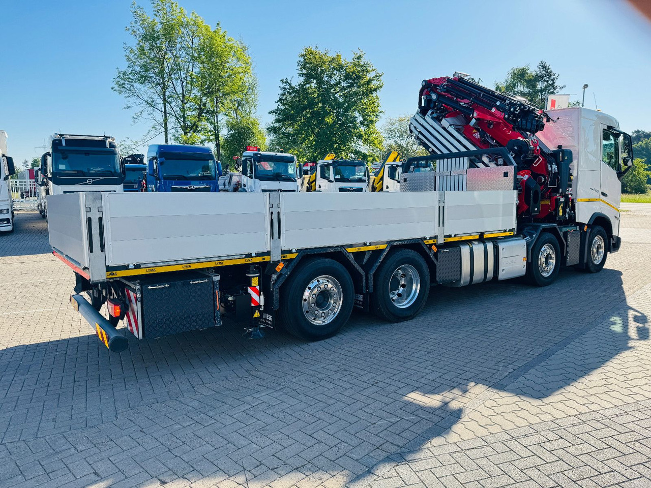 Camion cu macara Volvo FH 500 8x2 mit F710RA.2.27 L426 und V20 Winde: Foto 8