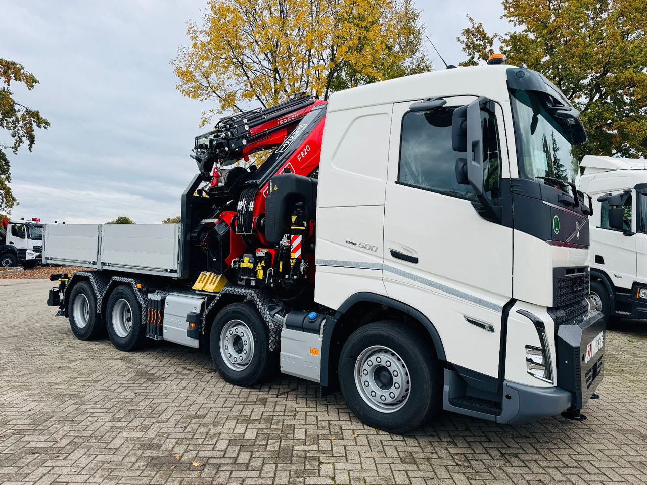 Volvo FH 500 8x4 Kran F820 RA2.27 Jib & Winde Sofort - Camion platformă, Camion cu macara: Foto 5 Volvo FH 500 8x4 Kran F820 RA2.27 Jib & Winde Sofort - Camion platformă, Camion cu macara: Foto 5