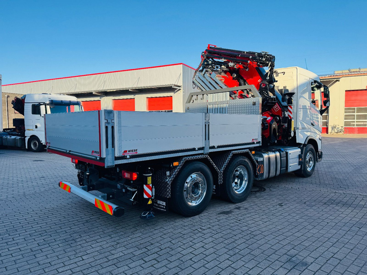 Volvo FH500 6x2 mit Fassi F545 2.27 JIB Winde sofort - Camion cu macara: Foto 5 Volvo FH500 6x2 mit Fassi F545 2.27 JIB Winde sofort - Camion cu macara: Foto 5