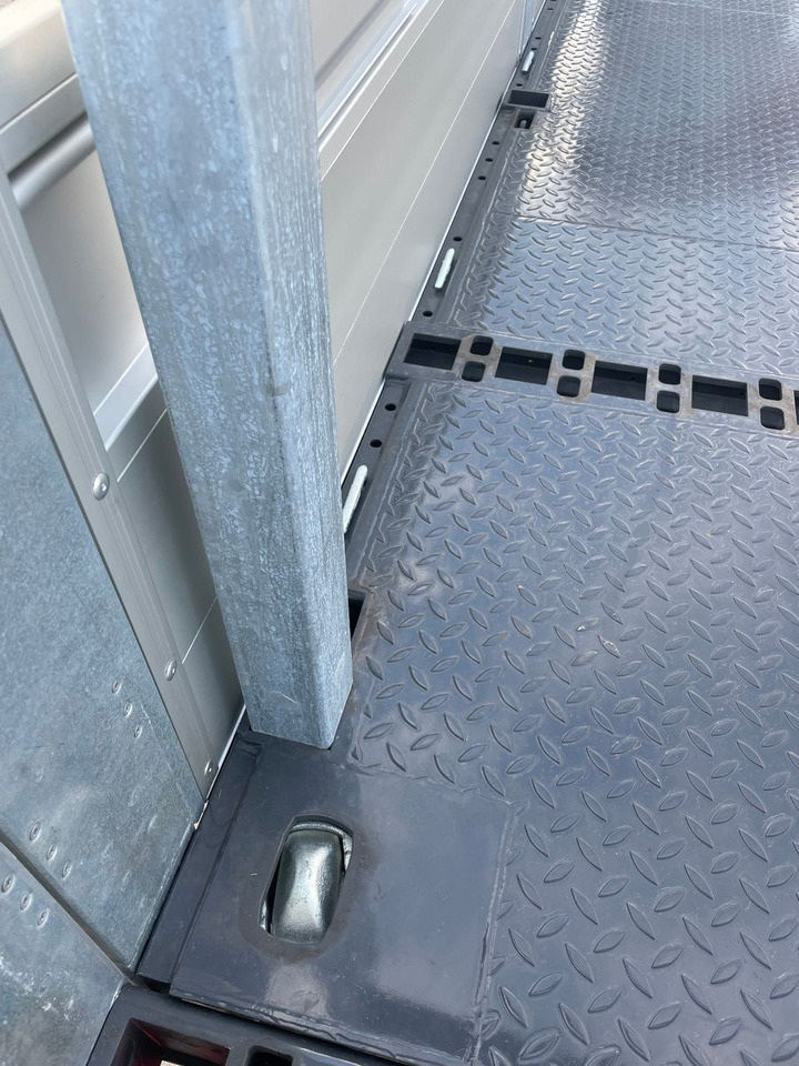 Volvo FMX 500 FASSI Ladekran F545 JIB & Winde Sofort - Camion cu macara: Foto 5 Volvo FMX 500 FASSI Ladekran F545 JIB & Winde Sofort - Camion cu macara: Foto 5