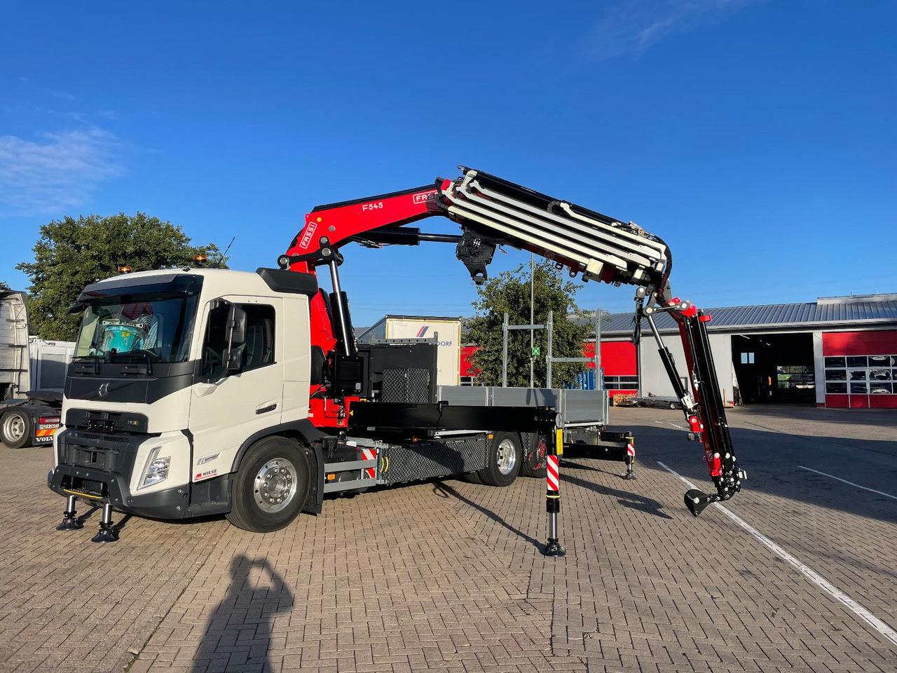 Volvo FMX 500 FASSI Ladekran F545 JIB & Winde Sofort - Camion cu macara: Foto 2 Volvo FMX 500 FASSI Ladekran F545 JIB & Winde Sofort - Camion cu macara: Foto 2