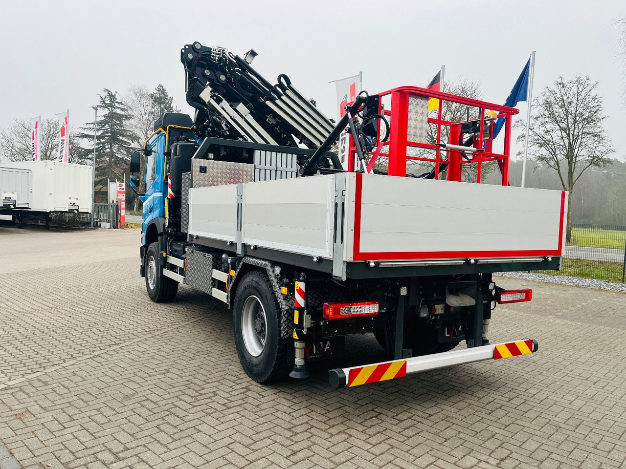 Volvo FMX 500 inkl. F345RB.2.24 & L324 +V20 & Korb - Camion platformă, Camion cu macara: Foto 2 Volvo FMX 500 inkl. F345RB.2.24 & L324 +V20 & Korb - Camion platformă, Camion cu macara: Foto 2