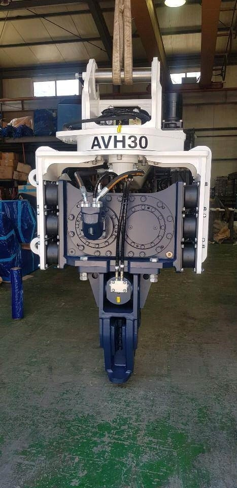 Sonetă nou AJCE AVH30 Sheet Pile Vibro Hammer Pile Driver: Foto 13 Sonetă nou AJCE AVH30 Sheet Pile Vibro Hammer Pile Driver: Foto 13