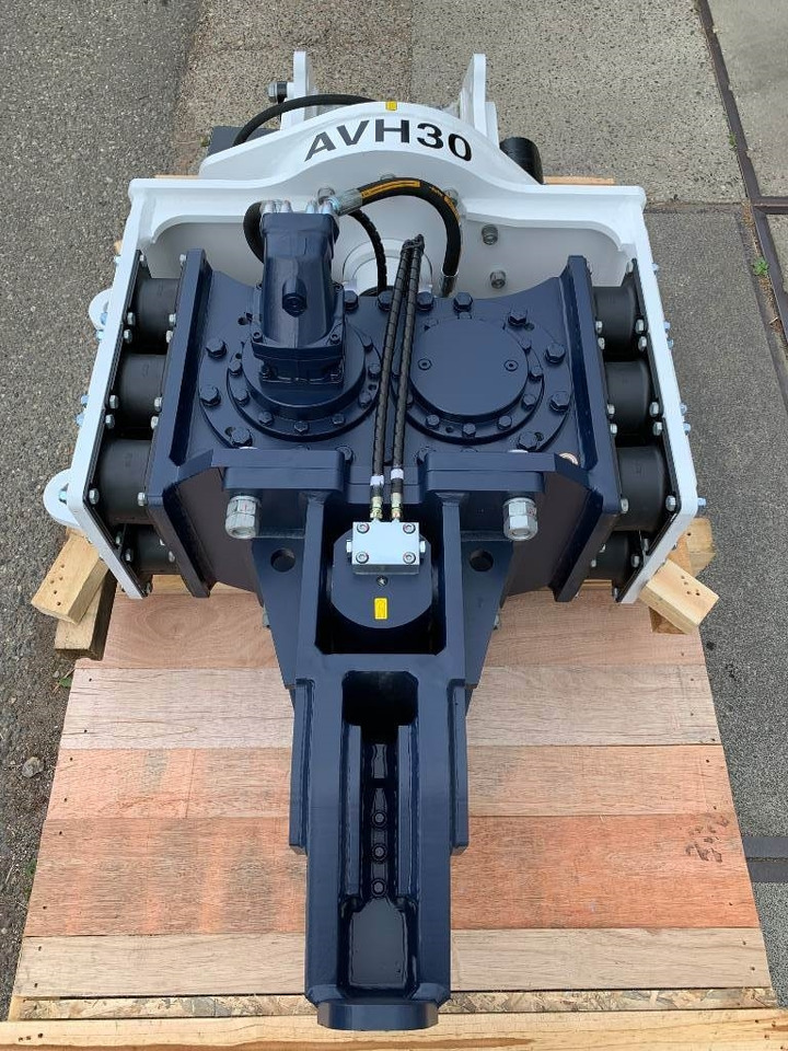 Sonetă nou AJCE AVH30 Sheet Pile Vibro Hammer Pile Driver: Foto 5 Sonetă nou AJCE AVH30 Sheet Pile Vibro Hammer Pile Driver: Foto 5