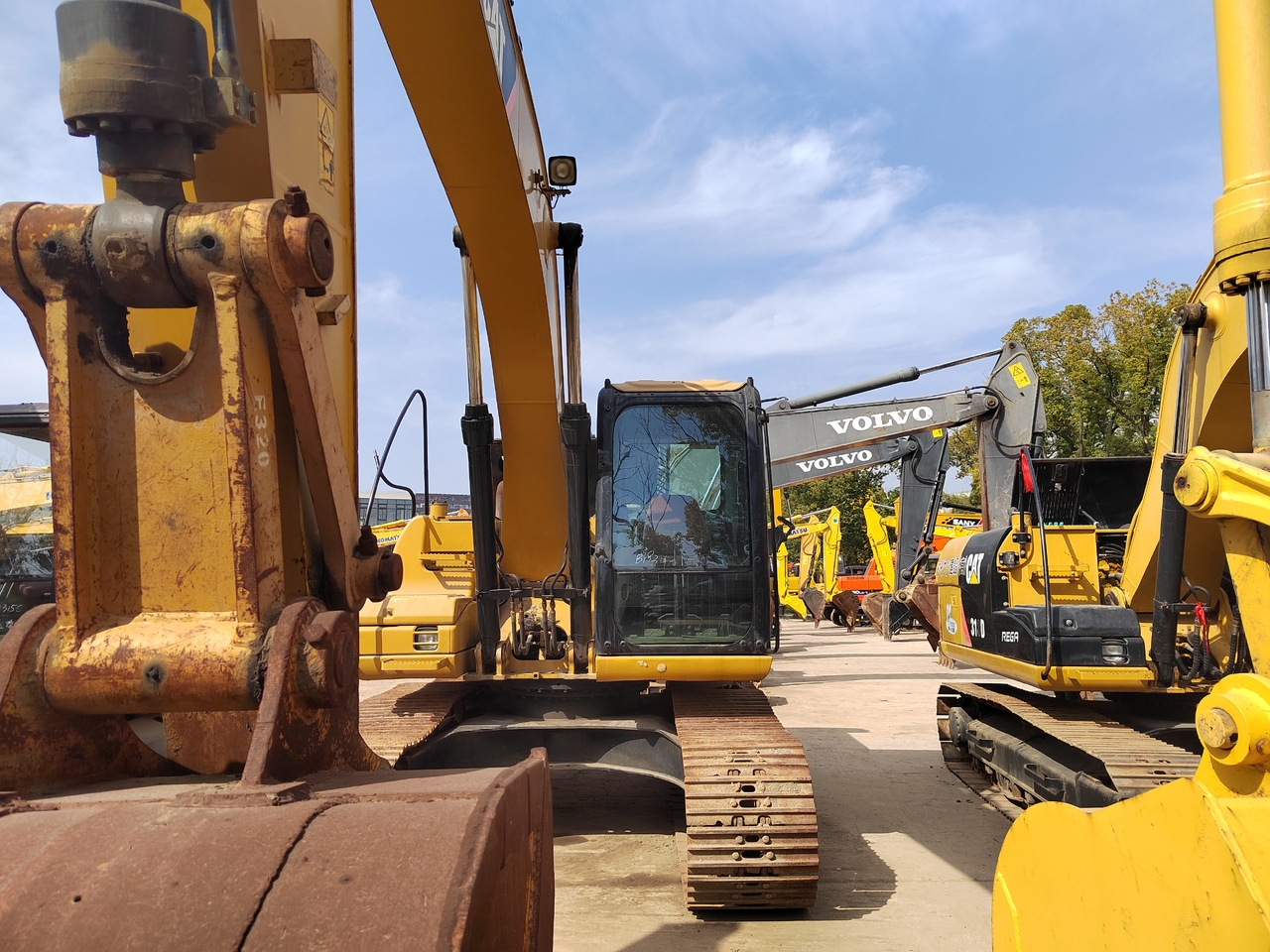 CATERPILLAR 315DL - Excavator pe şenile: Foto 1 CATERPILLAR 315DL - Excavator pe şenile: Foto 1
