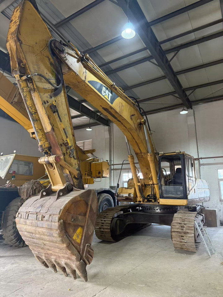 CATERPILLAR 330B - Excavator pe şenile: Foto 1 CATERPILLAR 330B - Excavator pe şenile: Foto 1