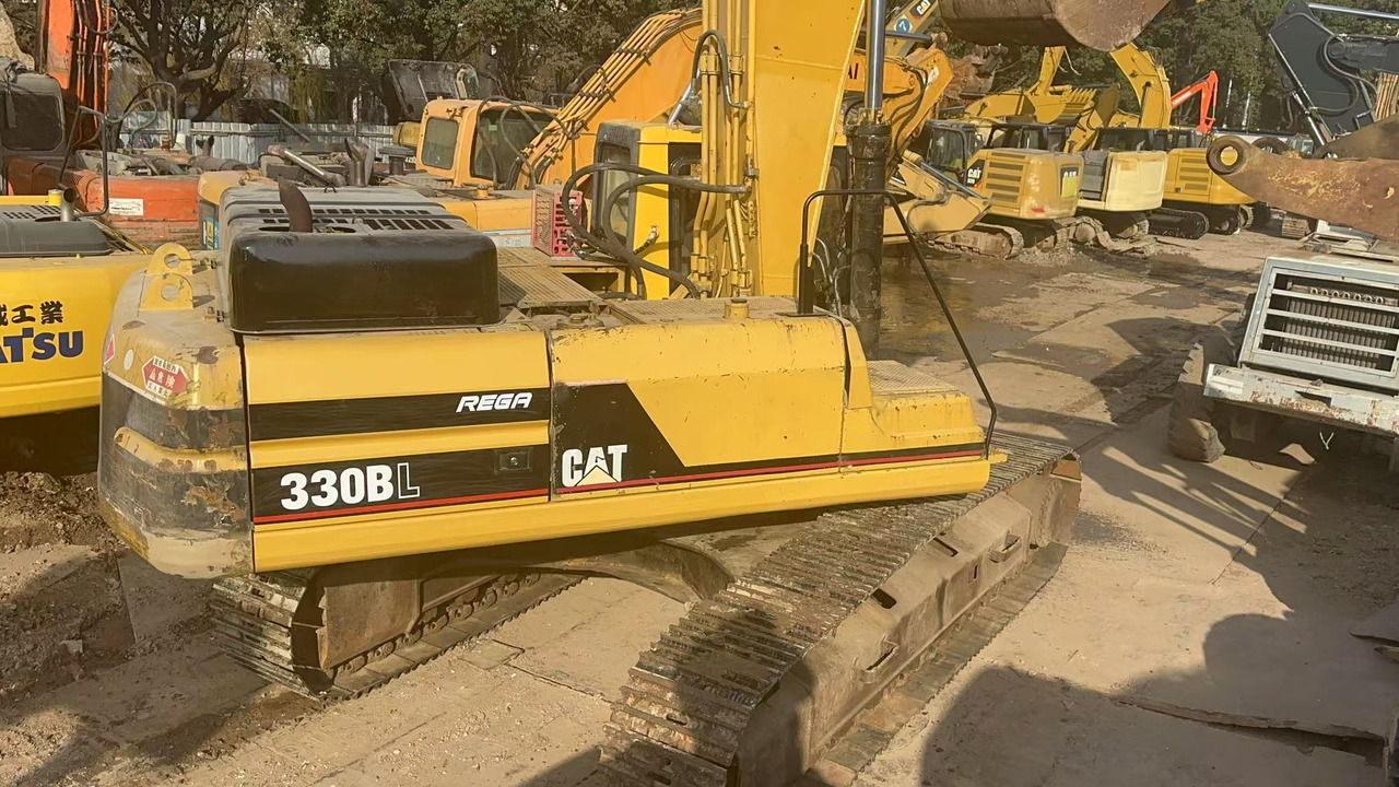 CATERPILLAR 330B - Excavator pe şenile: Foto 2 CATERPILLAR 330B - Excavator pe şenile: Foto 2