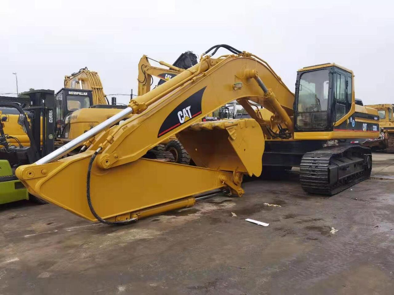 CATERPILLAR 330BL- crawler excavator - Excavator pe şenile: Foto 3 CATERPILLAR 330BL- crawler excavator - Excavator pe şenile: Foto 3