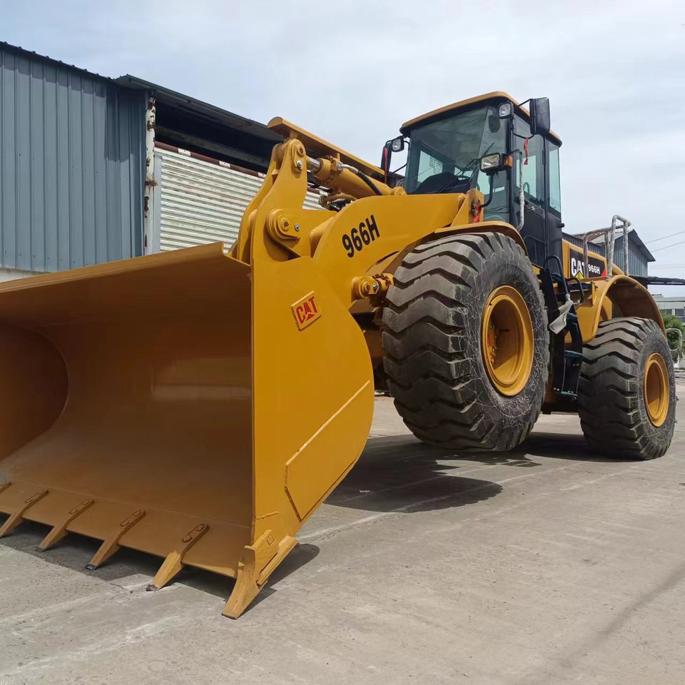CATERPILLAR 966H - Excavator pe roţi: Foto 3 CATERPILLAR 966H - Excavator pe roţi: Foto 3