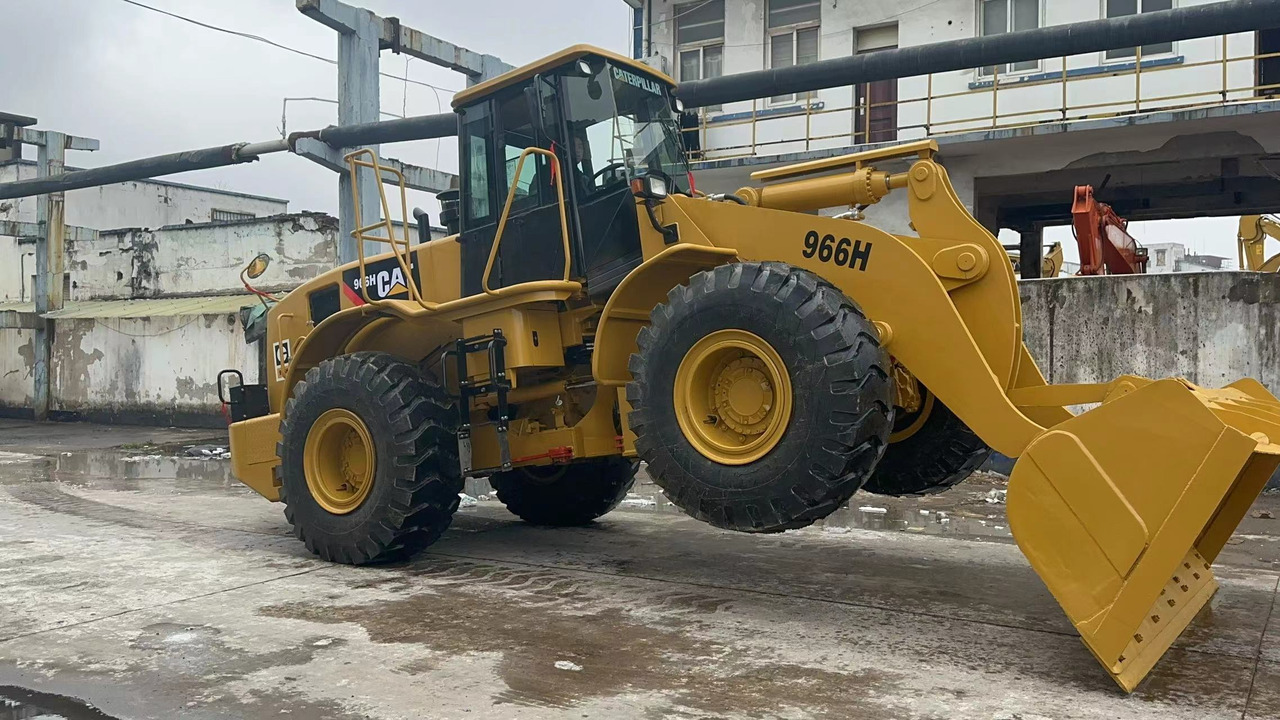 CATERPILLAR 966H - Excavator pe roţi: Foto 1 CATERPILLAR 966H - Excavator pe roţi: Foto 1