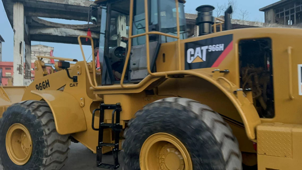 CATERPILLAR 966H - Excavator pe roţi: Foto 5 CATERPILLAR 966H - Excavator pe roţi: Foto 5