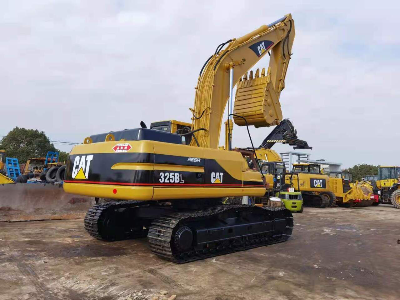 CATERPILLAR CAT-325BL - Excavator pe şenile: Foto 1 CATERPILLAR CAT-325BL - Excavator pe şenile: Foto 1