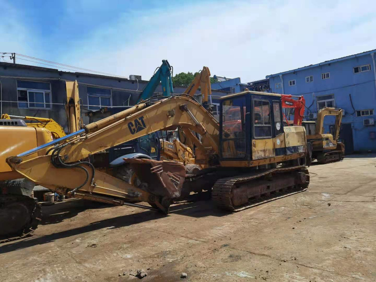 CATERPILLAR E120B - Excavator: Foto 2 CATERPILLAR E120B - Excavator: Foto 2