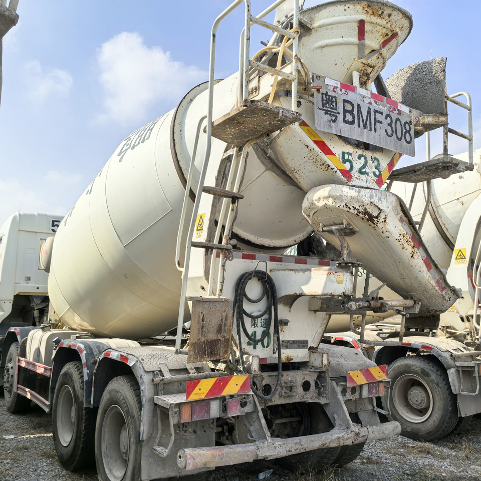 Camion SANY 6x4 mixer pump truck: Foto 6