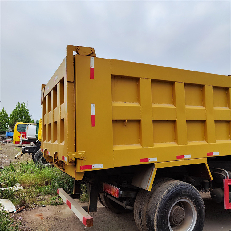 Camion basculantă HOWO HOWO6x4 336: Foto 9
