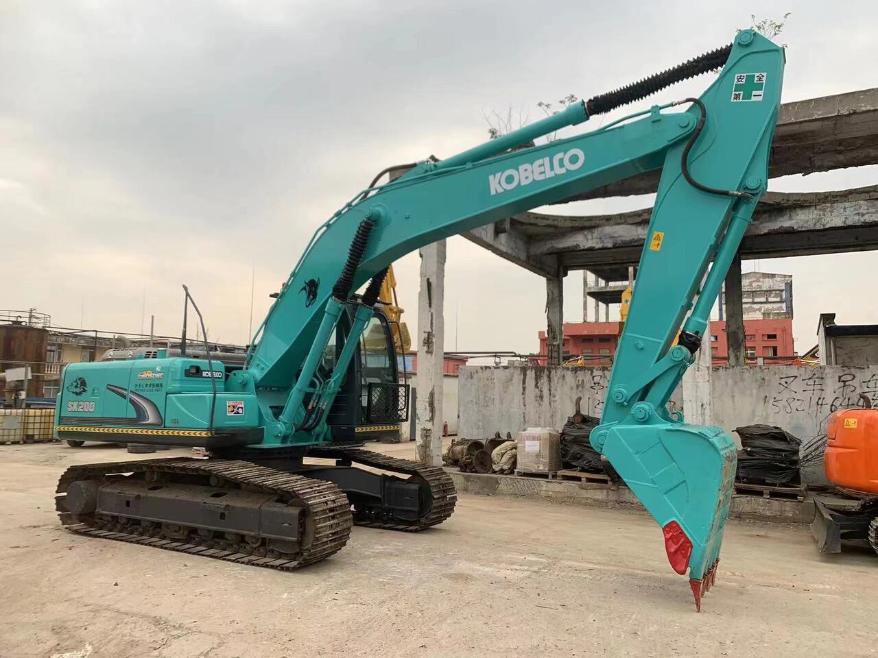 KOBELCO SK200-8 - Excavator pe şenile: Foto 3 KOBELCO SK200-8 - Excavator pe şenile: Foto 3