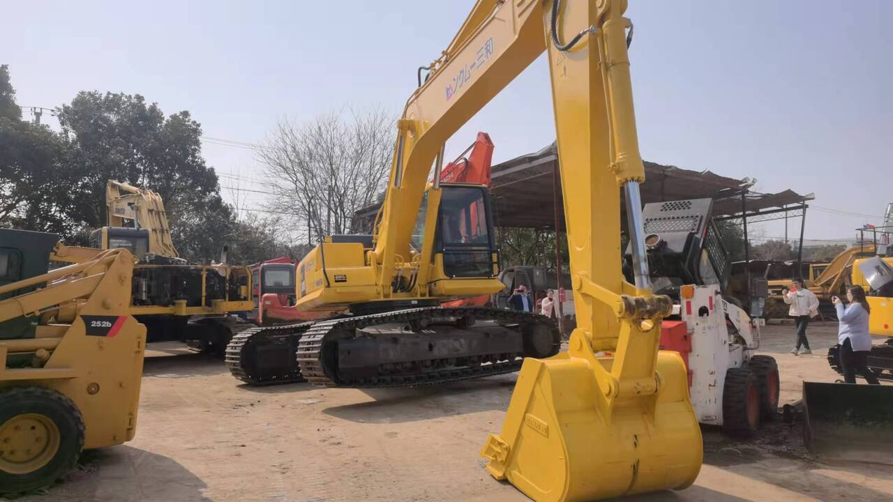 KOMATSU PC300-7-excavator - Excavator pe şenile: Foto 3 KOMATSU PC300-7-excavator - Excavator pe şenile: Foto 3