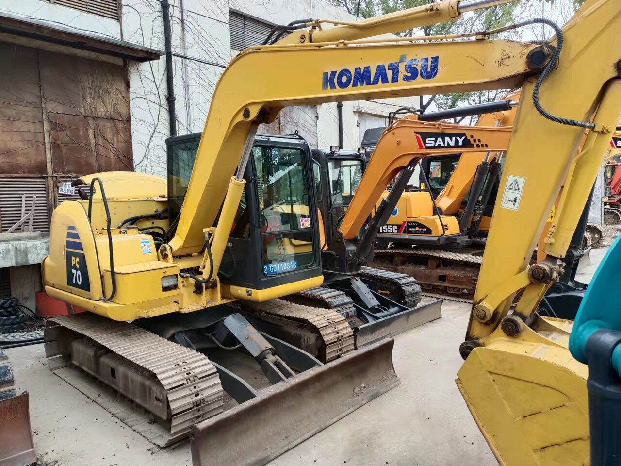KOMATSU PC70 - Mini excavator: Foto 1 KOMATSU PC70 - Mini excavator: Foto 1