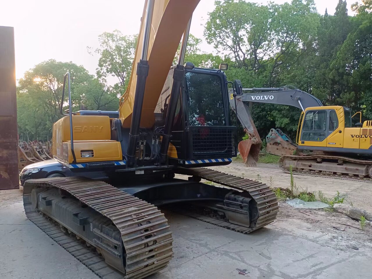 SANY SY215C - Excavator pe şenile: Foto 3 SANY SY215C - Excavator pe şenile: Foto 3