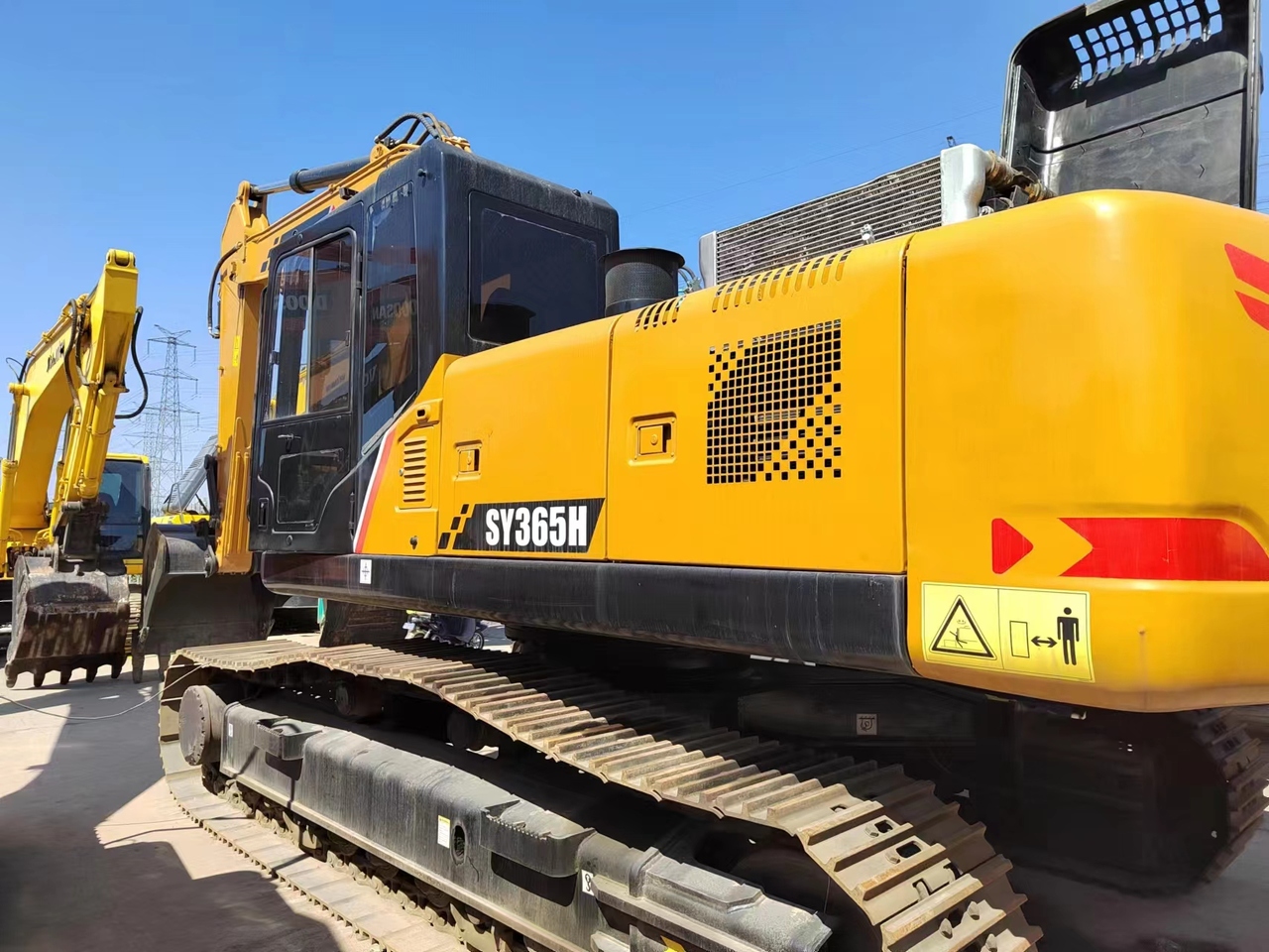 SANY SY365H - Excavator pe şenile: Foto 1 SANY SY365H - Excavator pe şenile: Foto 1
