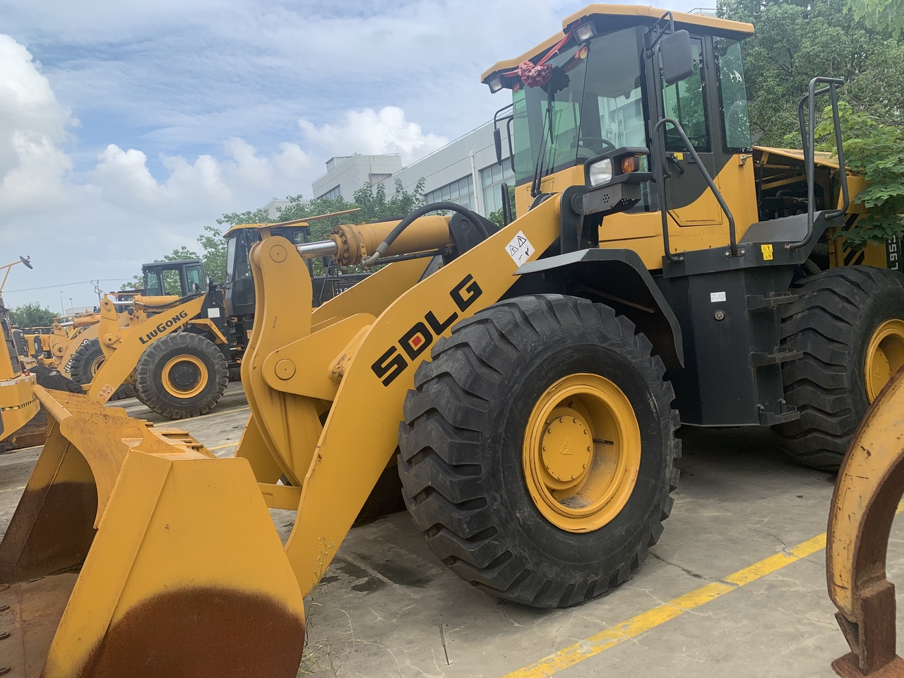 SDLG LG953 - Încărcător frontal pe pneuri: Foto 2 SDLG LG953 - Încărcător frontal pe pneuri: Foto 2