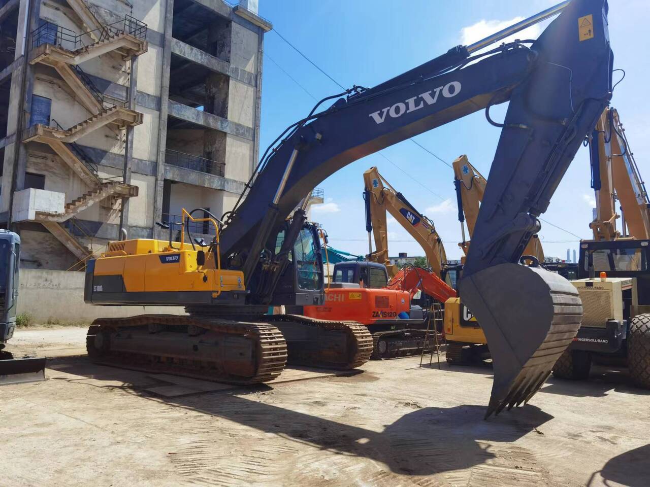VOLVO EC480DL - Excavator pe şenile: Foto 1 VOLVO EC480DL - Excavator pe şenile: Foto 1