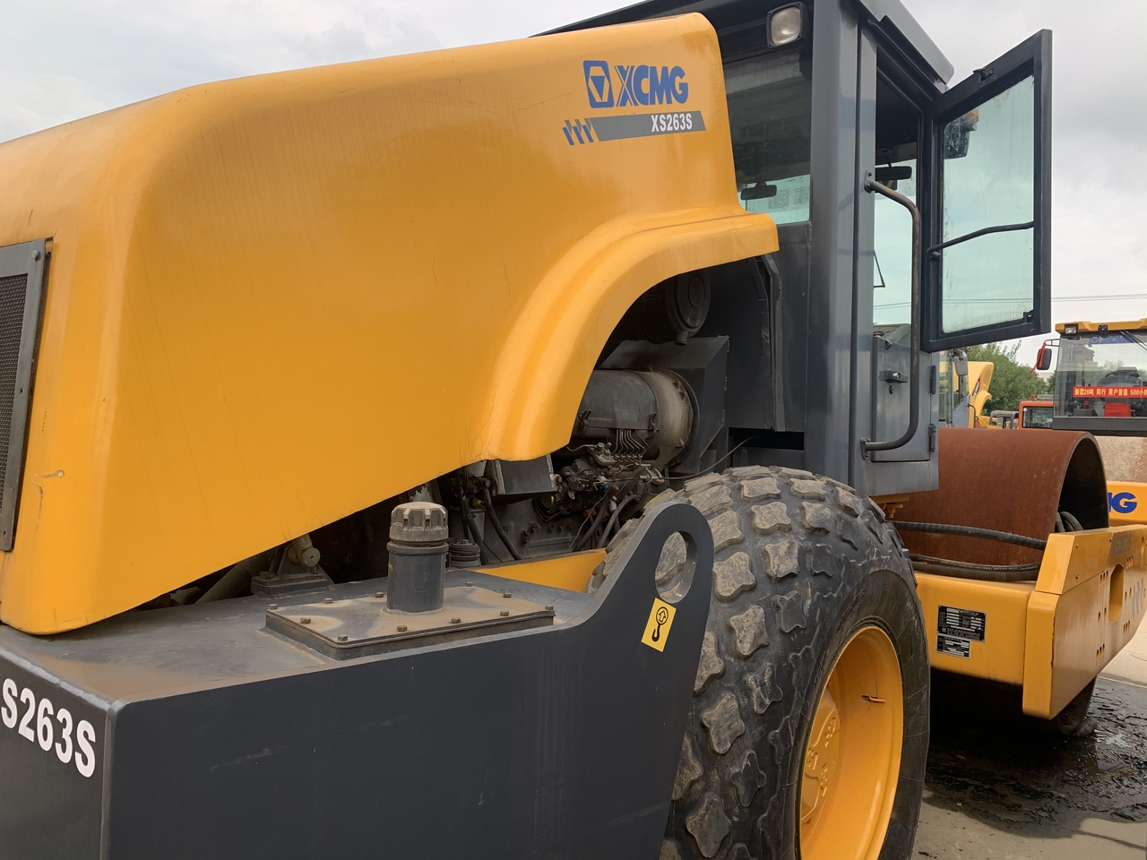XCMG XS263S - Cilindru compactor: Foto 3 XCMG XS263S - Cilindru compactor: Foto 3