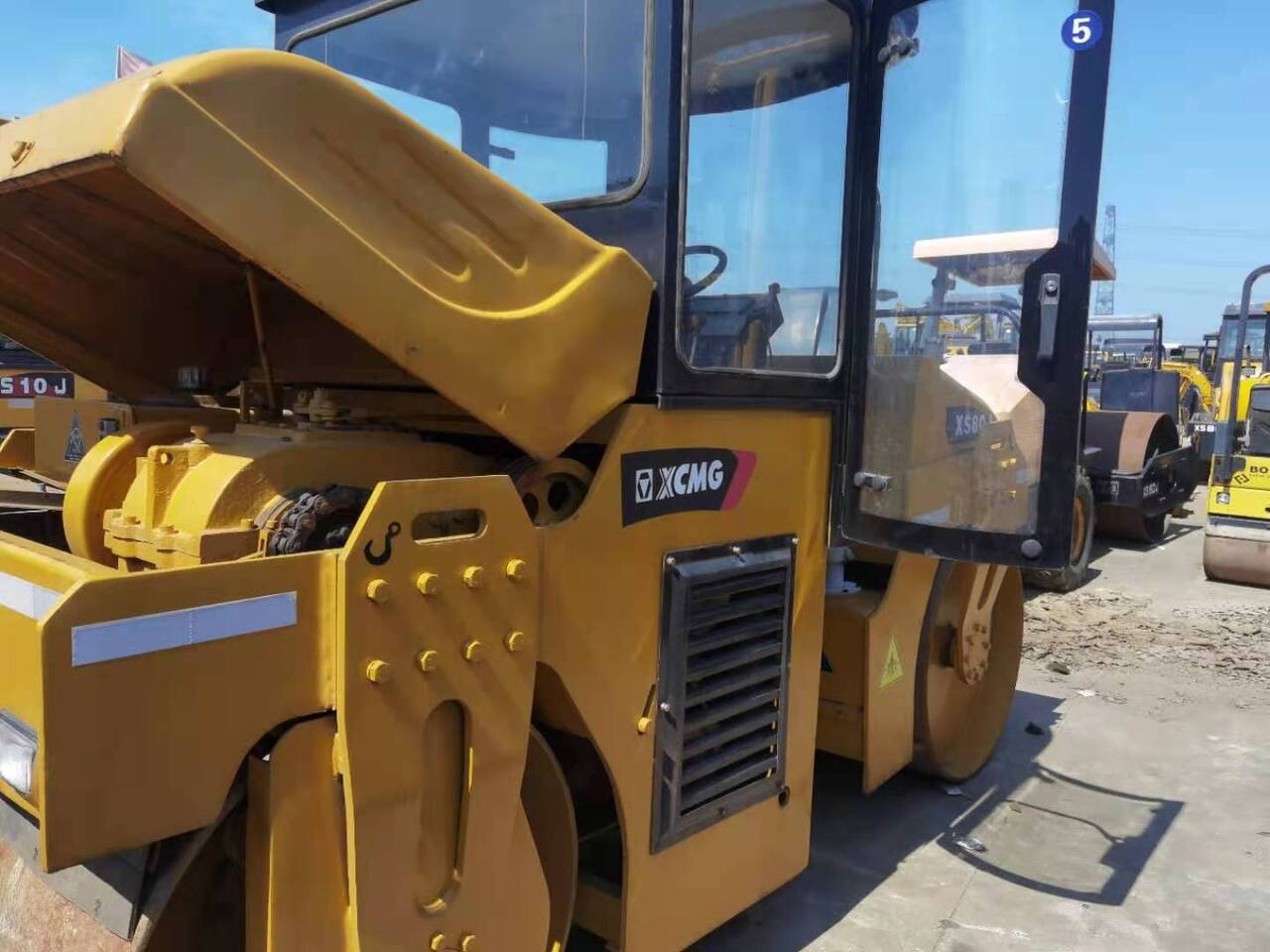XCMG XS80J - Cilindru compactor: Foto 4 XCMG XS80J - Cilindru compactor: Foto 4